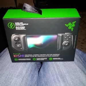 Kishi universal gaming controller for android